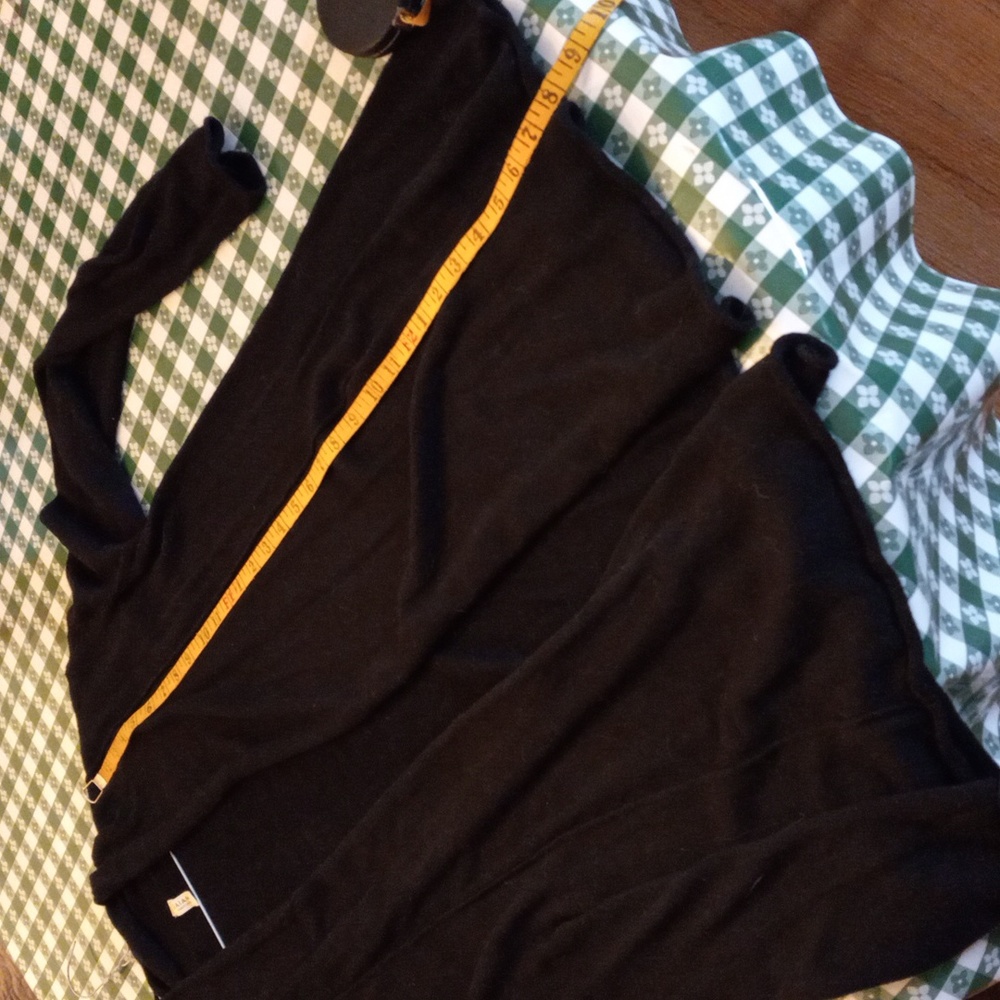 GAIAM Black Open-Front Ribbed Cardigan - Picture 12 of 12